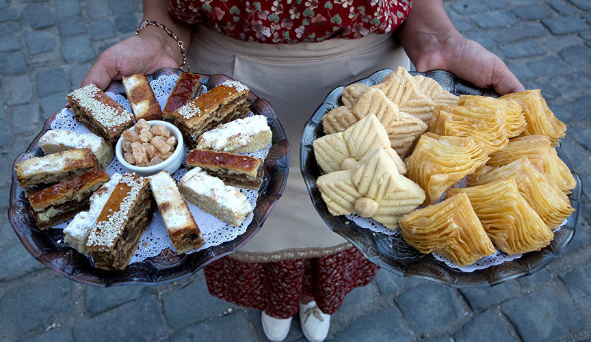 Восточные сладости в Крыму похожи на турецкие, но обладают особыми вкусовыми акцентами