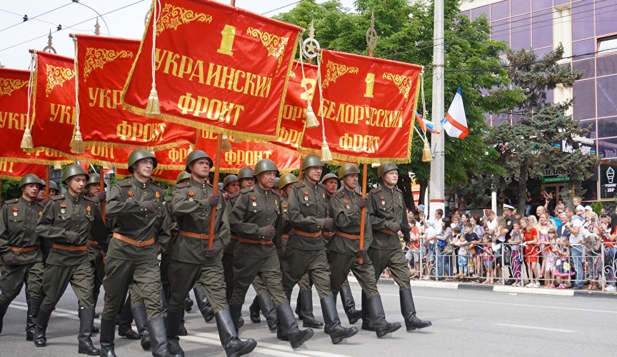 Парад Победы в Симферополе