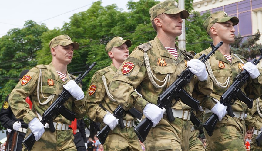 Парад Победы в Симферополе