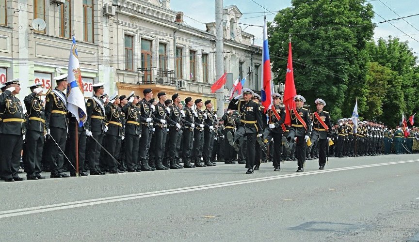 Парад Победы в Симферополе