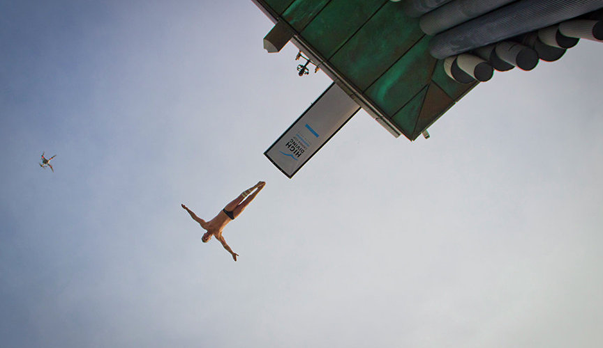 High diving in Yalta