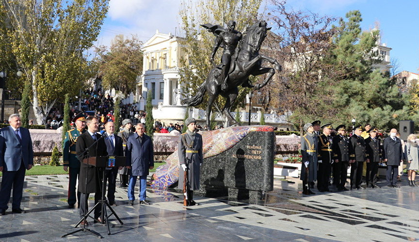 Открытие в Феодосии памятника Петру Котляревскому