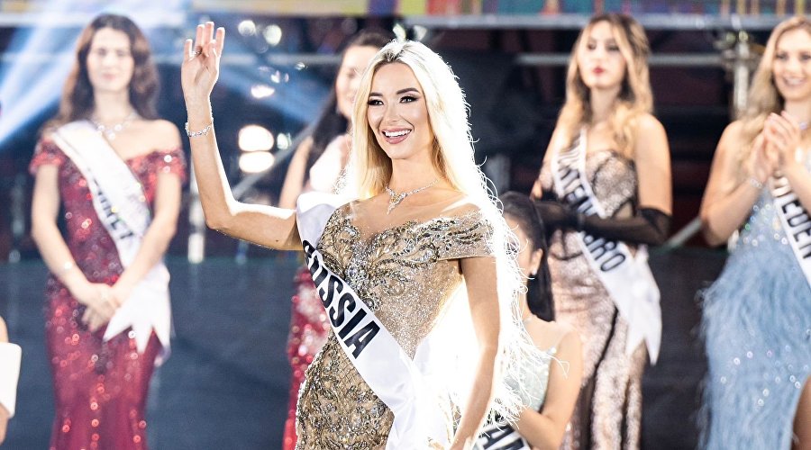 Финалистка Miss Tourism World 2022 Юлия Павликова