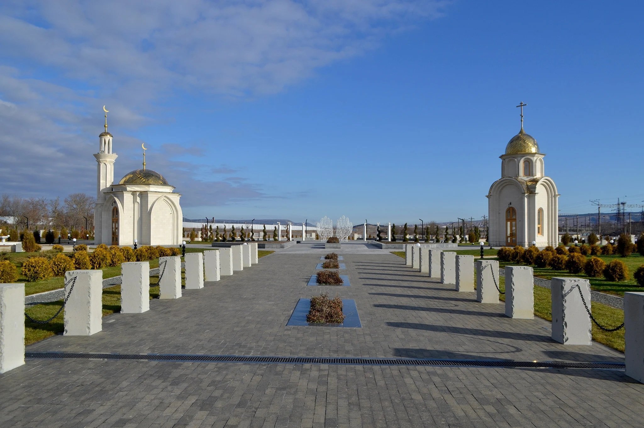 Мемориальный комплекс жертвам депортации в посёлке Сирень Бахчисарайского района