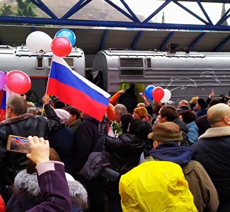 Легендарный Севастополь встретил первый поезд из Санкт-Петербурга